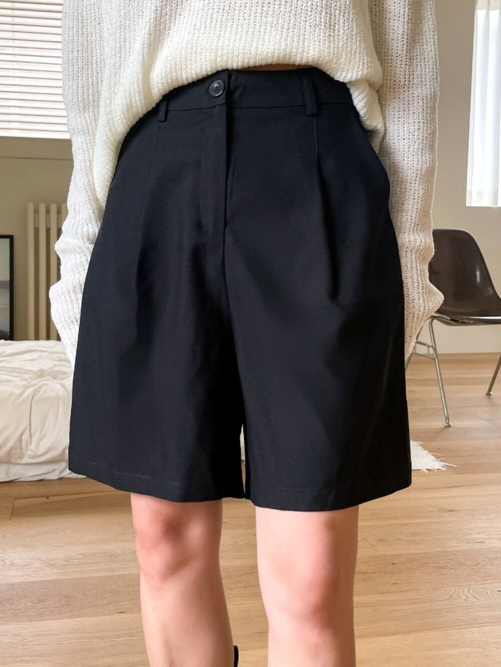 H&M black tailored mid-length shorts